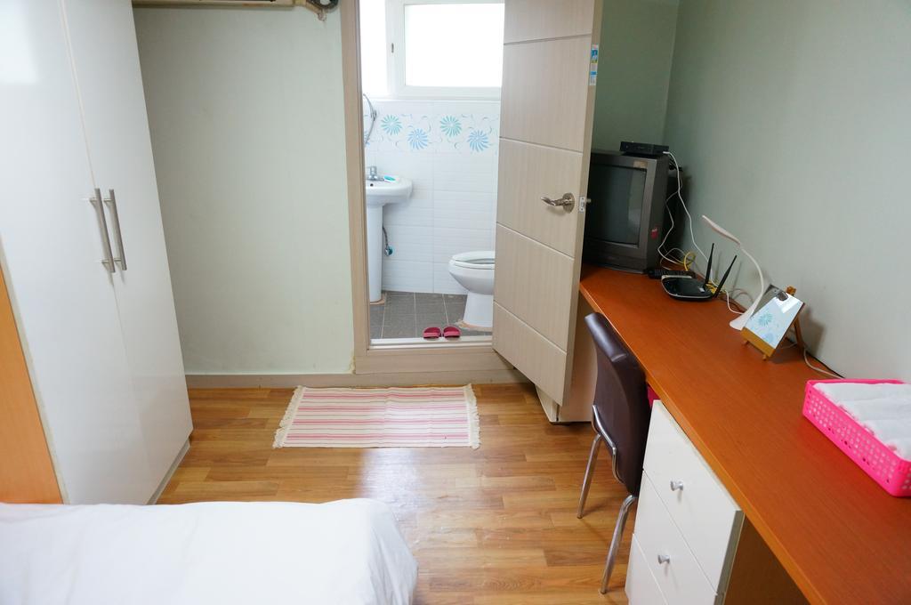 Hostel Wow Seoul Exteriör bild